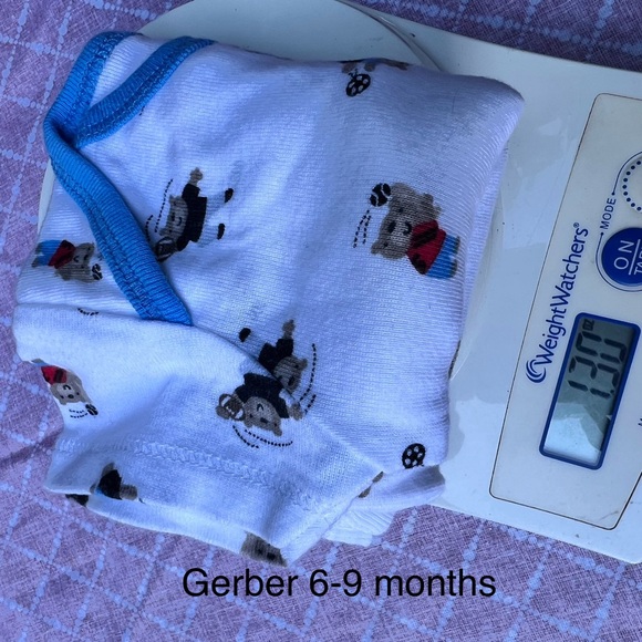 Gerber baby size 6-9months : Box OW2; - Picture 2 of 5